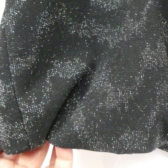 Anthropologie Shimmer Carly Bubble Hem Blouse Sz L Black Silver Metallic Zig Zag - Picture 9 of 12